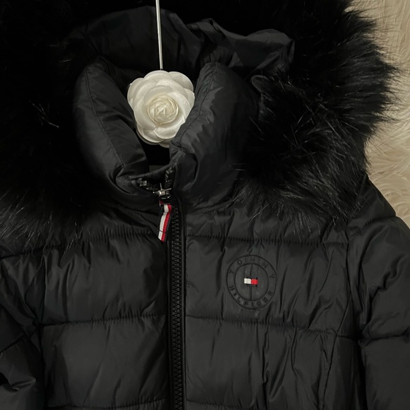 Tommy Hilfiger Long Fur Hooded Puffer Jacket with Belt - Picture 2 of 11